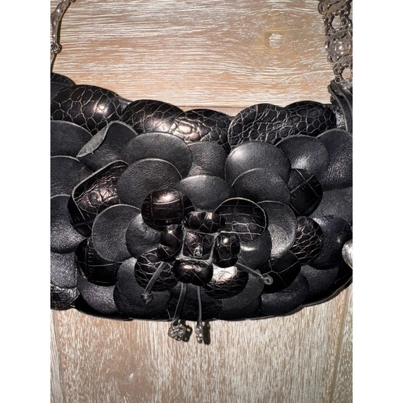 Brighton Black Floral Leather Applique Shoulder Bag Silver Chain Heart Charm - Picture 7 of 13